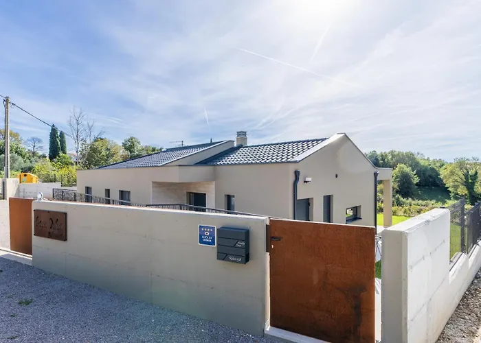 Casa Mia *